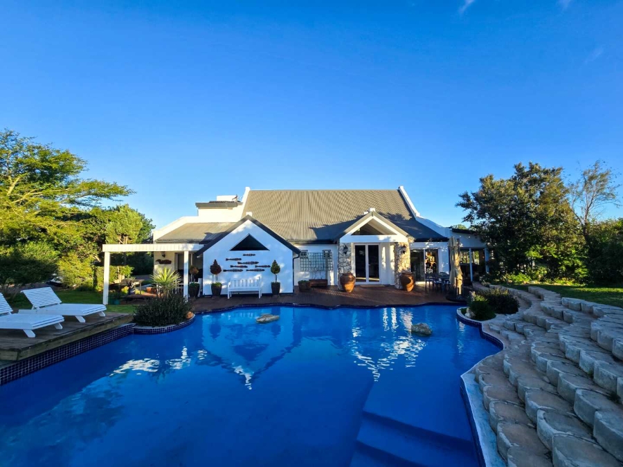 3 Bedroom Property for Sale in Stilbaai Oos Western Cape